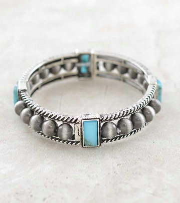 Navajo pearl beaded bracelet