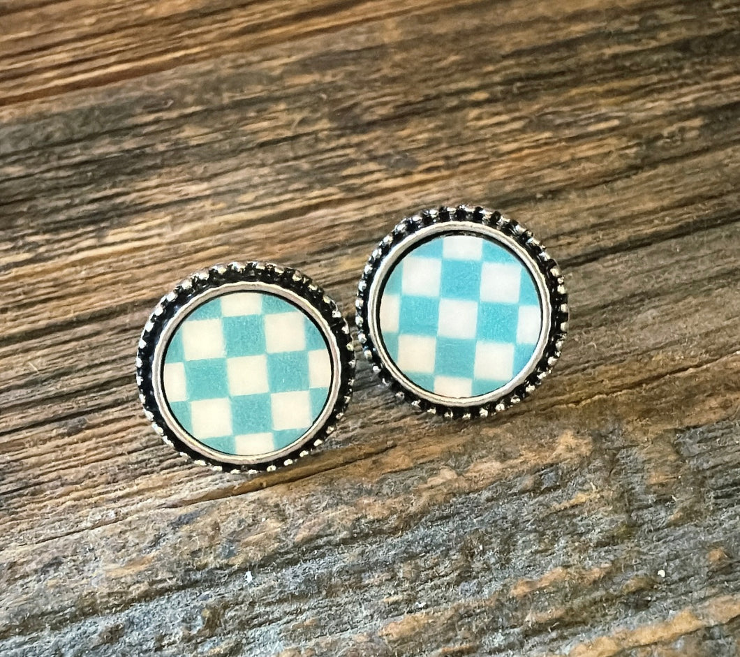 Round checkered - white and turquoise