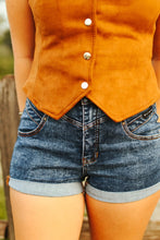 Load image into Gallery viewer, 90s vintage cuffed shorts