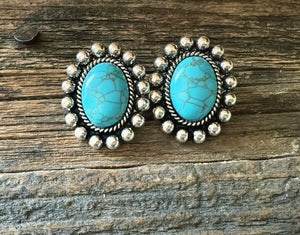 Oval turqupise earrings