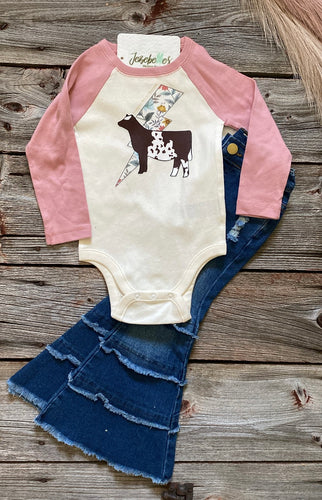 Pink/white shorthorn floral onesie- 18-24M