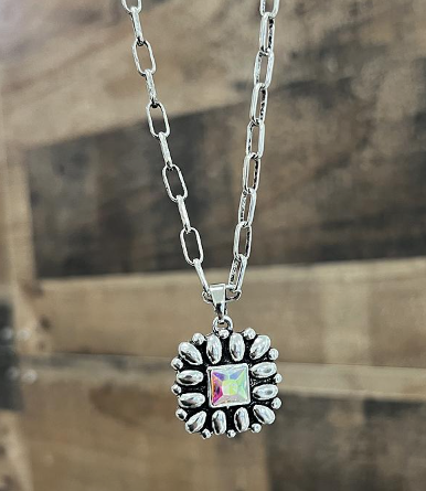 Concho pendant necklace-iridescent