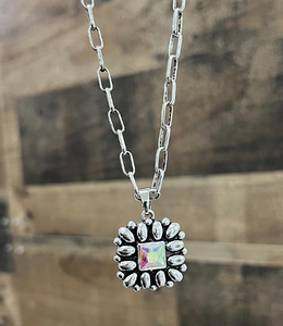 Concho pendant necklace-iridescent