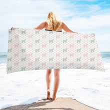 Load image into Gallery viewer, Pastel heifer beach towel