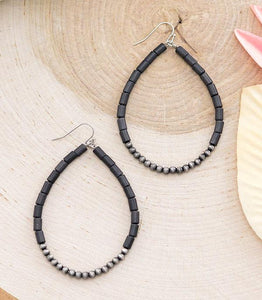 Navajo bead earrings-black