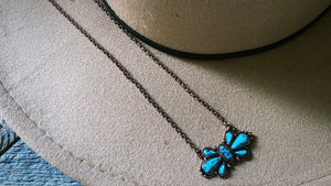 Custer necklace -multiple colours