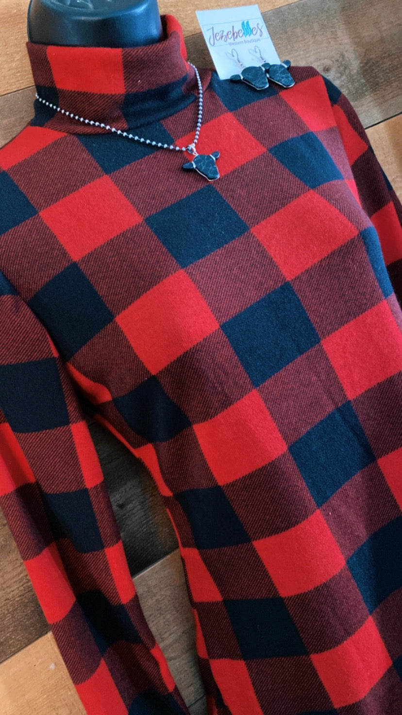 Buffalo plaid turtleneck