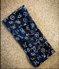 Load image into Gallery viewer, Twisty headwraps -various prints