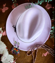 Load image into Gallery viewer, Jezebelles-Rancher Hat -Monroe style