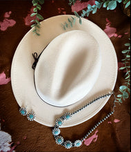 Load image into Gallery viewer, Jezebelles-Rancher Hat -Monroe style